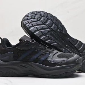 Adidas Cetus triple black